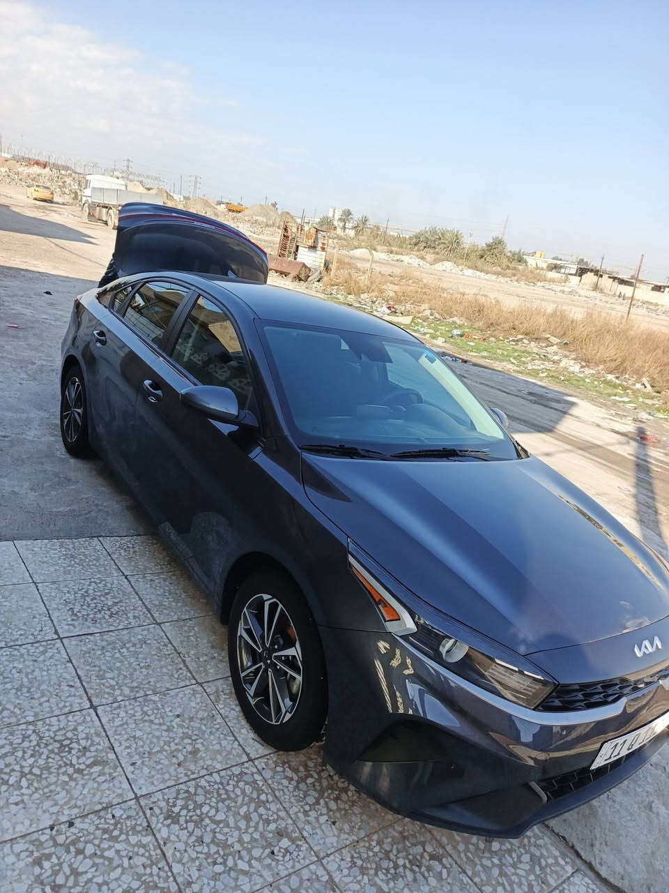 السلام عليكم
فورتي 2023 
دخول جديد وتسجيل جديد ماشيه 34 الف
حادثها مرفق باالصور بدون كص نفس الجاملغ متصلح ومصبوغ
وباب وره السكن صبغ فقط وبارد بحافه البنيد 
بدون ايرباك السياره سعرها 154وبيها مجال 
***********
مكاني كاظمية
