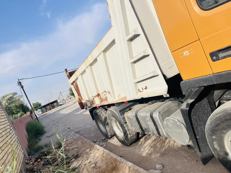 لوري قلاب للبيع موديل ٢٠٠٣ مجموعه شفت  السعر

٣شدات و ١٥ ورقه وبيها مجال بسيط ***********

رقم دهوك بسمي
