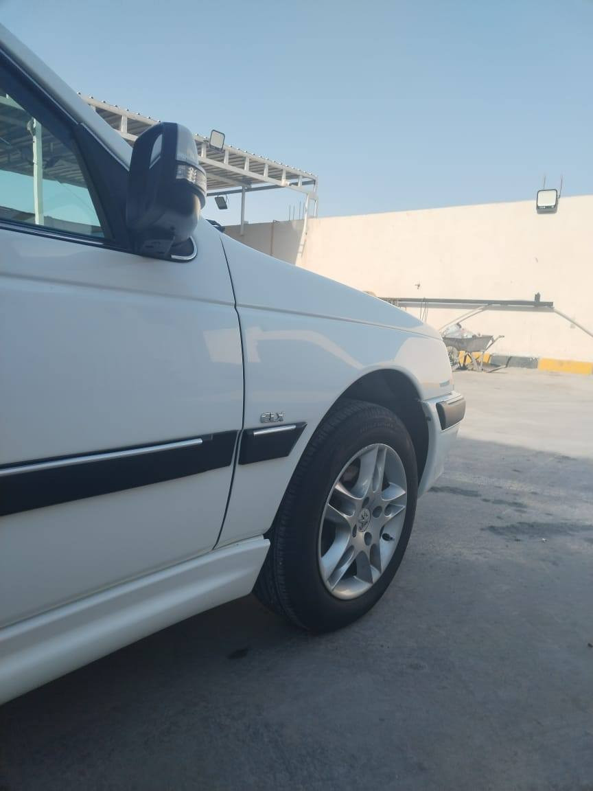 السلام عليكم
بيجو موديل 24 سياره حره رقم بغداد بأسمي 
مكفوله كفاله عامه مدوشمه أرضيه 
ماشيه52الف
مكانها: ميسان
للاستفسار:***********
