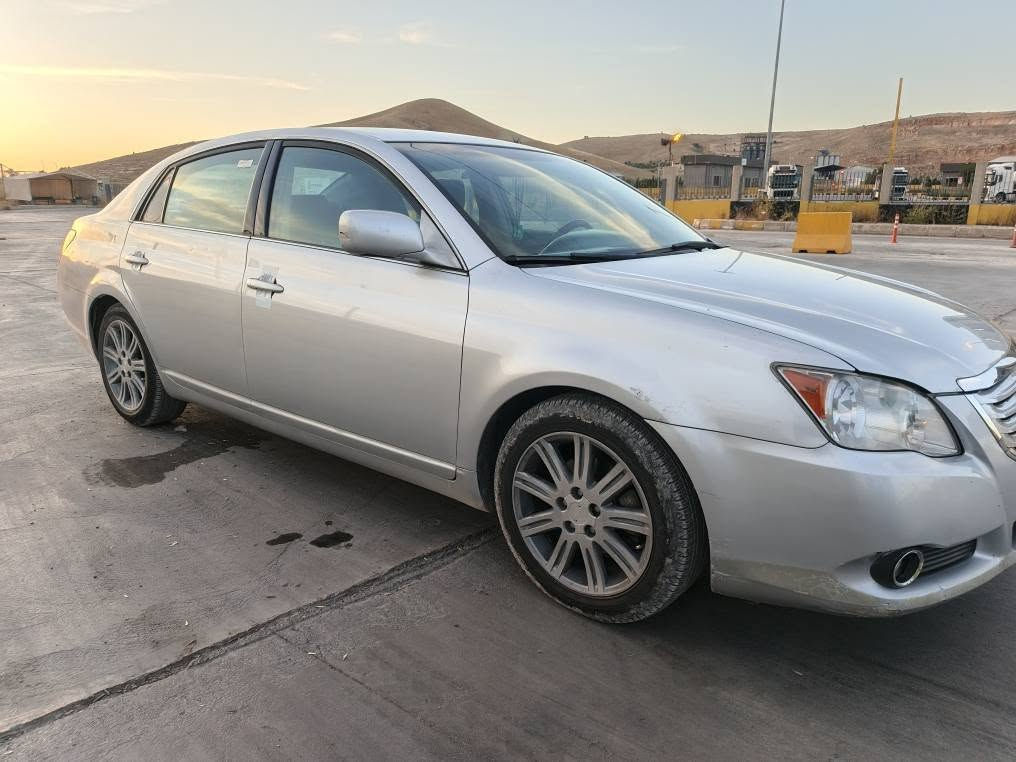 TOYOTA AVALON 
‏
‏ئەفەلۆن مۆدێل 2009 
‏ئەمریکی مواسەفات خلیجی
‏سەنەوی تا 2027
‏چوارتایەو ویلی لۆکی بۆ بەسراوە
‏تەنها   یەک پارچەی بۆیاخ
‏گێرو مەکینەی بەشەرت
‏شوێن /بازیان
‏ژ.م/***********
‏ژ.م/***********
‏ السليمانية, العراق
