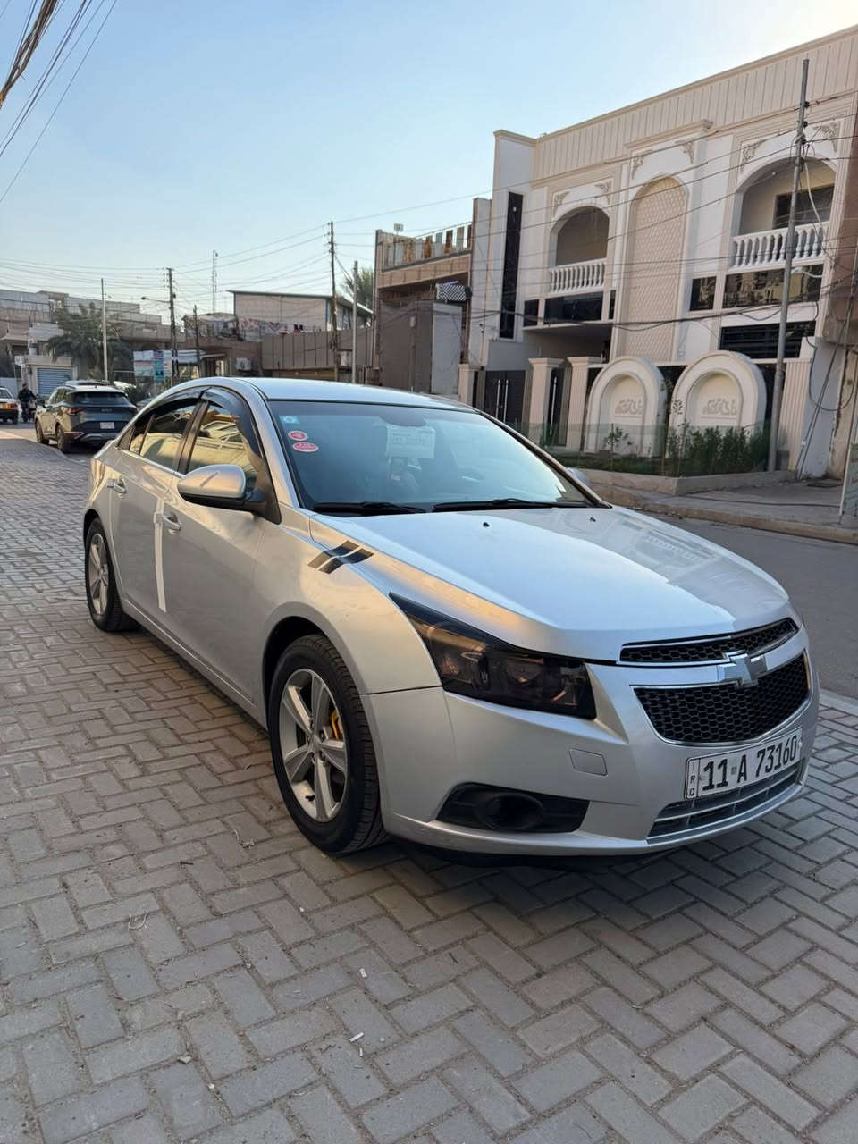 السلام عليكم شوفر ليت كروز وارد أمريكي 🇺🇸 موديل 2012 رقم بغداد نكليزي تحويل مباشر ثاني يوم مصفره من غرامات سنويا 2030 السياره احلى من الصور وكلش حلوه ونضيفه ماناقصها برغي صدرها تايراتها كهرباتي بحاله متازه ماتصرف دينار عليها بيها كلير من امريكه حزام بدون القماره وبدون دواخل وبيها جاملغ صفحت السايق السياره كلش ناعمه وحلوه بيها منضومه مال غاز 🚙يعني ماكو صرف السعر (٧٣) التصال *********** العنوان بغداد
