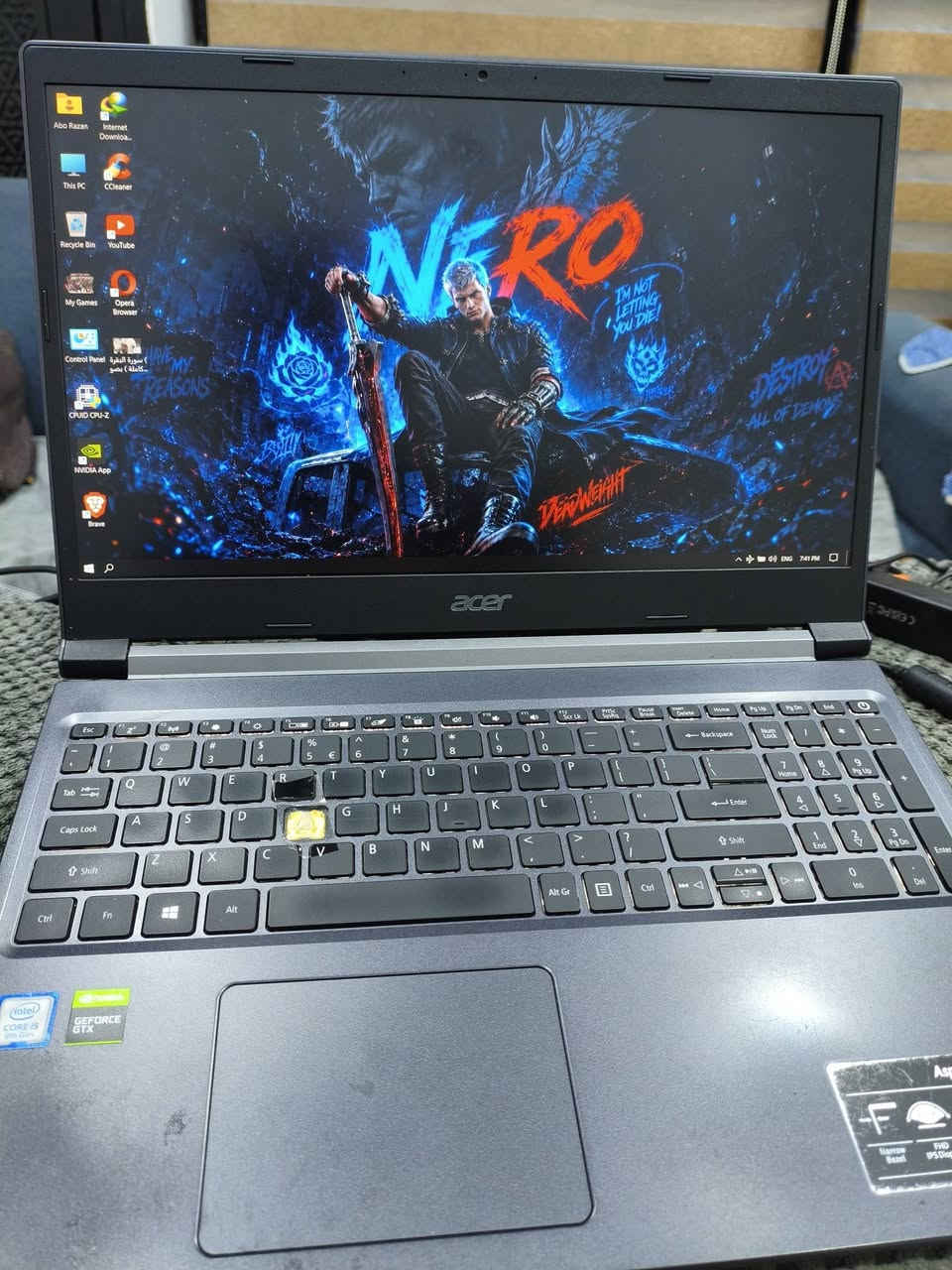 السلام عليكم
لابتوب Acer Aspire 7

شاشة IPS 1080

معالج Core i5 9300H

كارت شاشة خارجي انفيديا GTX 1650 4 GB GDDR 6

هارد m.2 حجم 512 كيكا

رام 8 DDR4 قابل للتطوير

ويندوز 10 برو نسخة مخصصة للالعاب خفيفة وسريعة جدا

منصب بيها مجموعة من الالعاب هدية

كيبورد ضوئي

شاحنة اصلية بلادية

فقط كفر دكمة الF مشلوع بس الدكمة شغالة طبيعي

للبيع او مراوس


**إذا كنت صاحب هذا الإعلان وتريد حذفه لأي سبب، رجاءا أرسل رسالة إلى الدعم الفني**