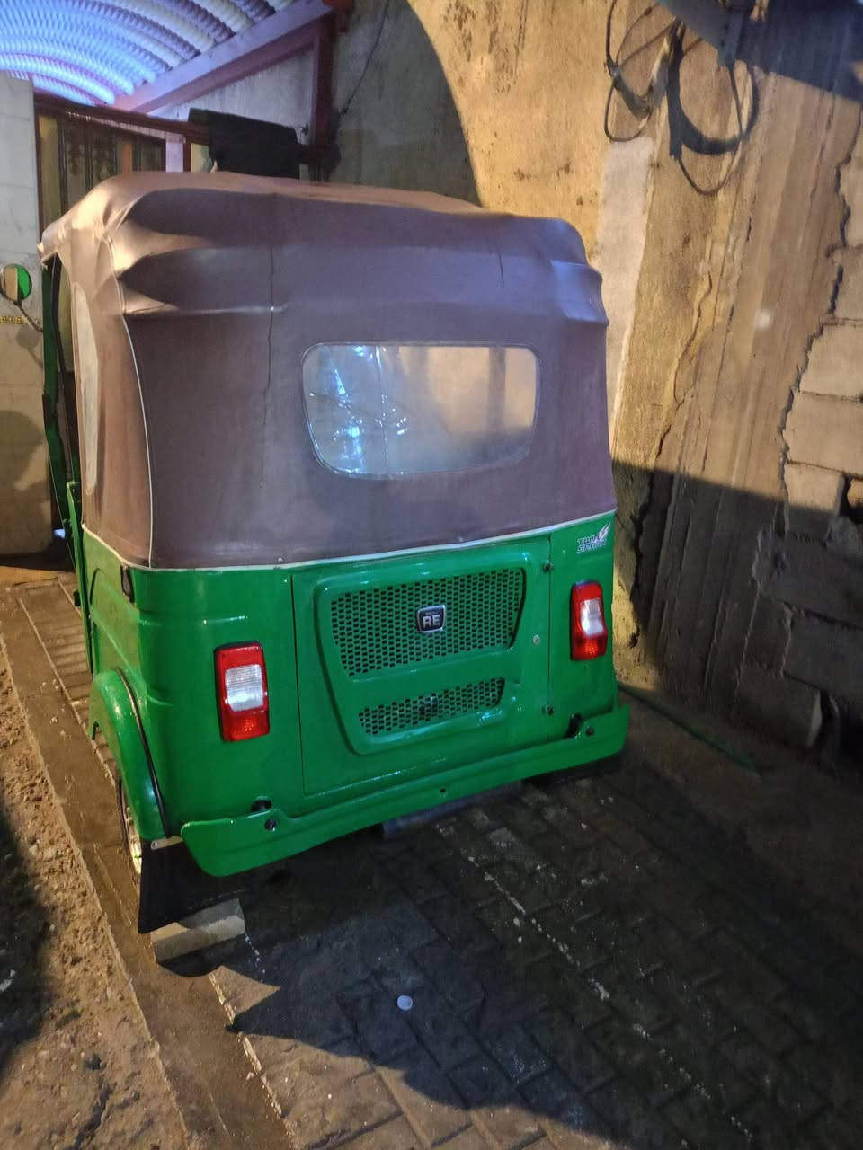 تكتك 22رقم بصره تكتك جاهزه العنوان بصره حيانيه السعر 7000 مستعجل على بيعه ***********
