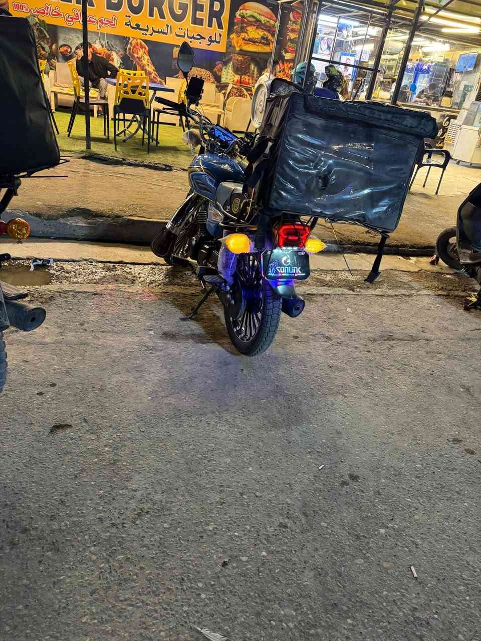 سلام عليكم سونك جديده قبل شهر شتريهة زيرو مكينه 200ضاغطه وزنجيل بدون رجه
السعر مليون وبيه مجال 
عنوان بغداد تقاطع درويش
الرقم***********
