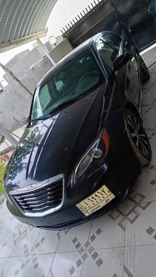 كريسلر ٢٠٠ موديل ٢٠١٣ ٦ سلندر فئة S رقم بابل 
شاشة قلاب مفعلة مع كاميرا خلفية
حساسات خلفية 
كشن كهرباء
حادثها بسيط بس بداية البنيد نفسه مصلح بدون تبديل و الجاملغات الأمامية بيهن طخات بسيطة بدون اي دواخل
جراد في القمارة والجنطة  واكو شخط بباب خلف الصدر 
كهربائيات كاملة ولا إشارة بالدشبول
فقط التبريد كومبريسر عاطل
صور الحادث مرفقة كاملة
السعر ٧٥ وبي مجال 
المكان بابل القاسم
*********** المحاويل, بابل
