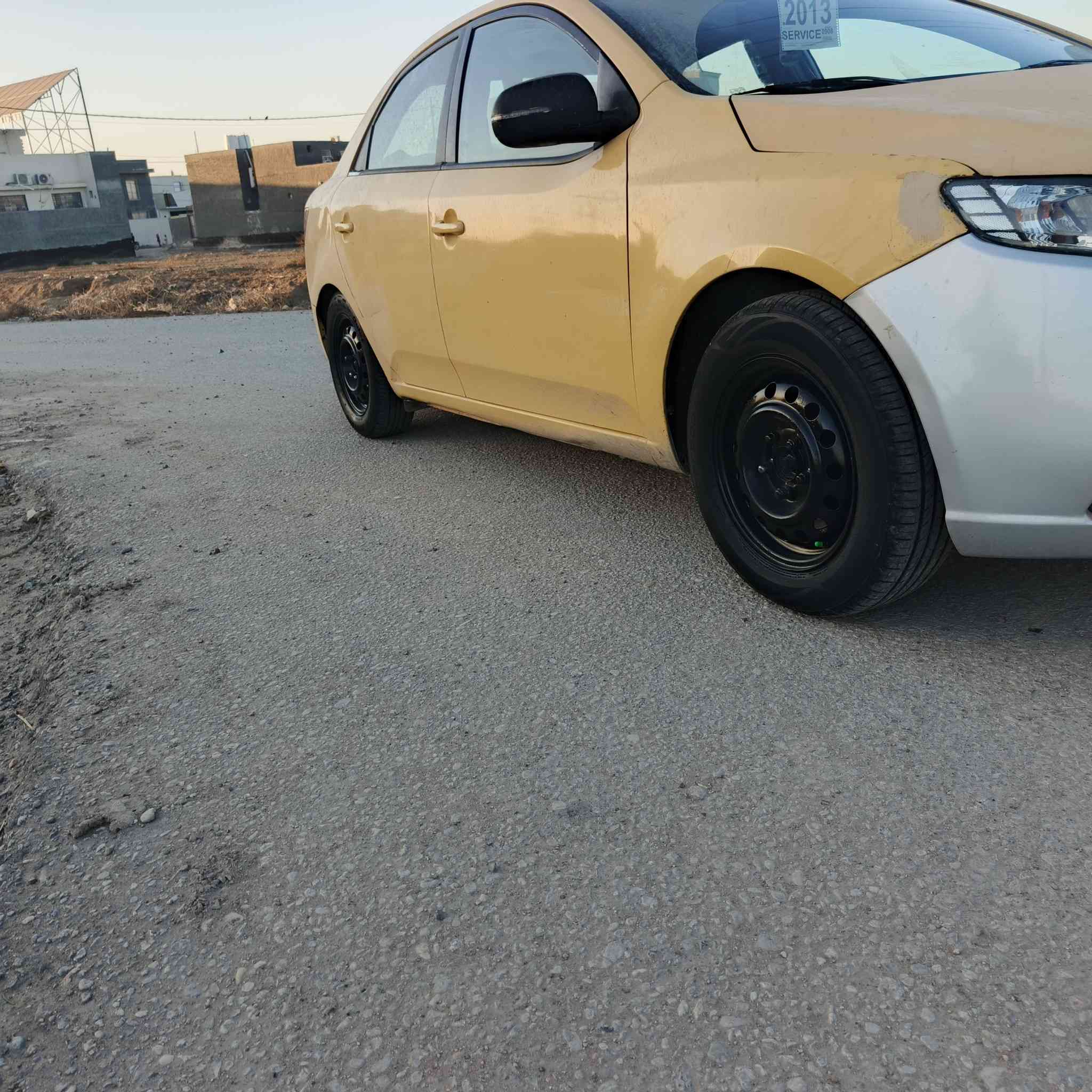 السلام عليكم فورتي 2013  باب السايق مبدله بدون داخل لسيارة كلها نيبل واحد سنويه ل 27 هيئه مصفره تخم تاير كهربائية كلها شغاله 

مكاني بابل
رقمي***********
