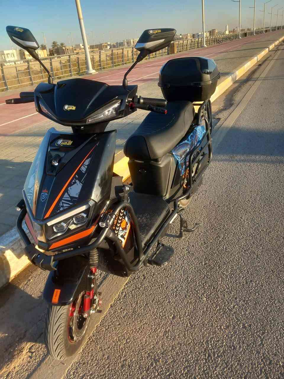 سلام عليكم ..
دراجه شحن للبيع 🛵
الموديل 2026 مدرعه بل كامل  ..
نوع الدراجه الأمير 🫅
دراجه مفوله بعده طك 🥰
مشحونه ٦ مرات 🤫 
بطاريات مفوله مال شركه ٦ بطاريات نوع الليثيوم 🔥💥
سرعه الدراجه الثالث ماله ٩٠ يعني سرعته فوك ال ١٠٠ 
اربع سرع + مثبت سرعه 
تحتوي علئ جنطه سماعات بلوتوث عاليه 
نظام R ترجع للخلف 
دبل بصمه تشغيل عن بعد نظام سرقه 
دبل سويج ..
دبل كارت تشغيل 
دراجه مال جناي مكفوله من كلشي 
سعر دراجه ٧٥٠ بيه مجال للشراي سعارهن فوك مليون 
هاي اخت جديد دراجه نزلت بموديله 2026
شراي يتصل ..*********** ..
