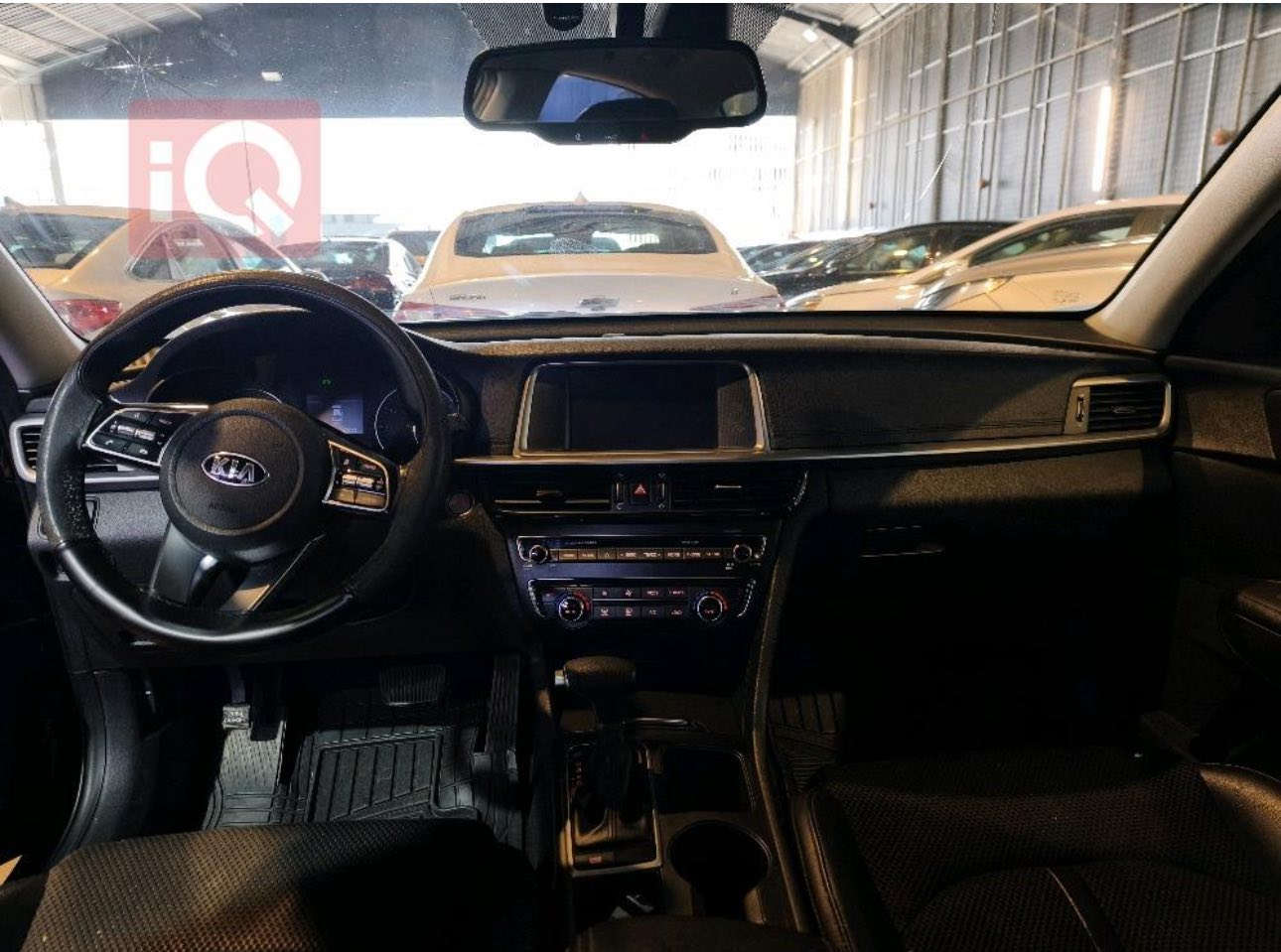 كيا اوبتيما 2019 S
موصفات S بدون بنوراما 
بصمة شاشة جبير 
رادار امامي 
رادار جانبي 
تحديد مسار 
لايت LED 
بكلايت LED 
كشن جلد 
الضرر فقط بيها دفعة دعامية خلفي صبغ الباقي مكفولة 
مكينة مامفتوح 
السعر 145 بيها مجال 
***********
***********
