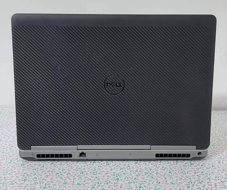 💻 Dell Precision 7510

🔹 المعالج: Intel Core i7 الجيل السادس فئة HQ
🔹 الرام: 16GB DDR4
🔹 التخزين: 256GB SSD
🔹 كارت الشاشة خارجي وداخلي: NVIDIA Quadro M2000M 4GB + Intel Graphics 4GB
🔹 الشاشة: 15.6 إنچ

السعر 390 الف شامل توصيل وملحقات بغداد, العراق


**إذا كنت صاحب هذا الإعلان وتريد حذفه لأي سبب، رجاءا أرسل رسالة إلى الدعم الفني**