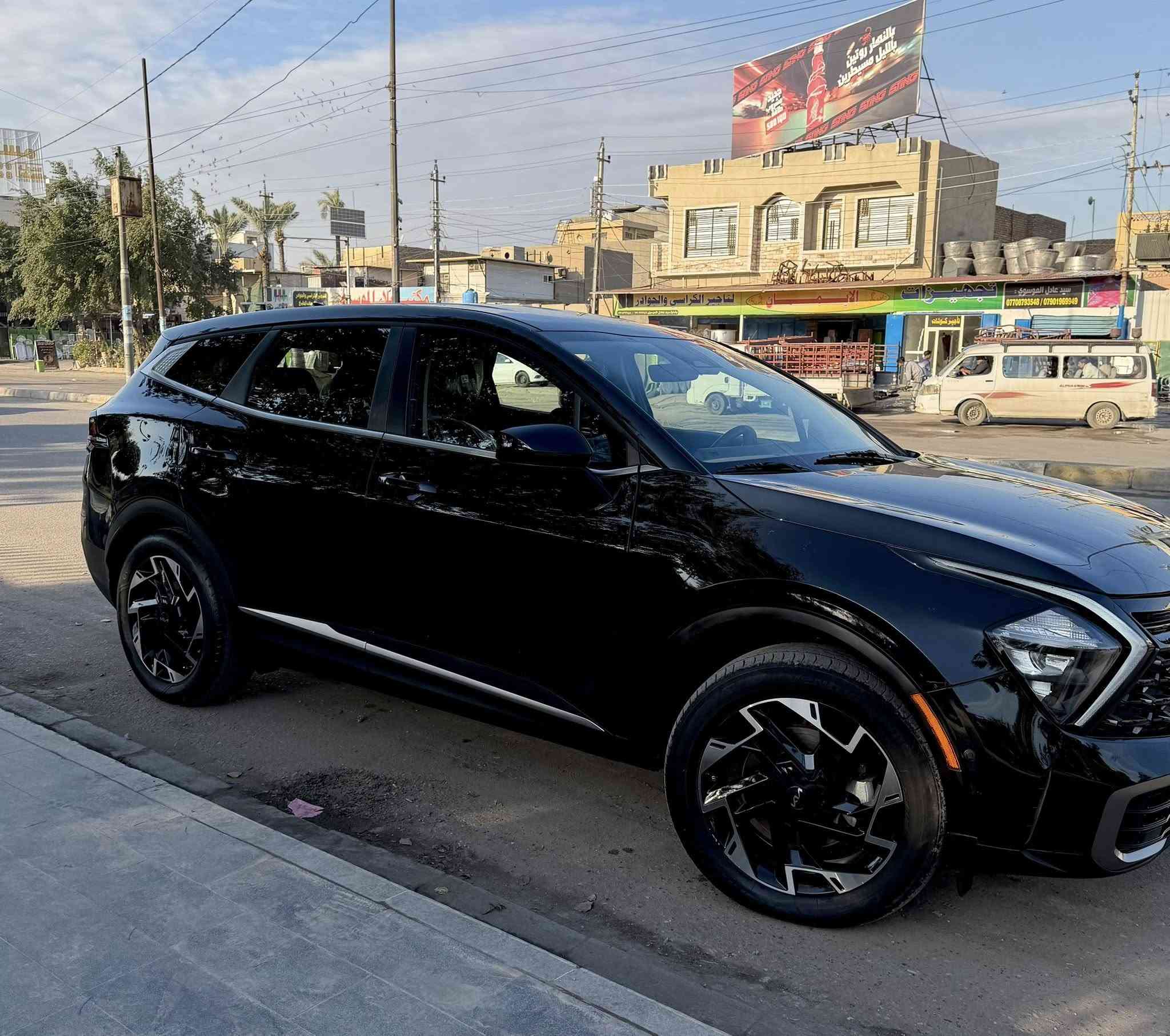 السلام عليكم كيا سبورتج 2023
الشكل الجديد حجم الكبير لارج محرك 2500 رقم بغداد 
حادثها قطعه وحده جاملغ بدون ايرباك صور حادث وسونر منشور
المواصفات
دشبول متغير الالوان الكتروني
تحكم ستيرن جهتين
كامرة دوارة 
تبريد قطعتين 
حساس خلفي
رادار
هند بريك بصمة
دفع رباعي
اوتو هولد
رادار امامي 
مكان السيارة بغداد ***********
السعر ١٨٧ ورقة
