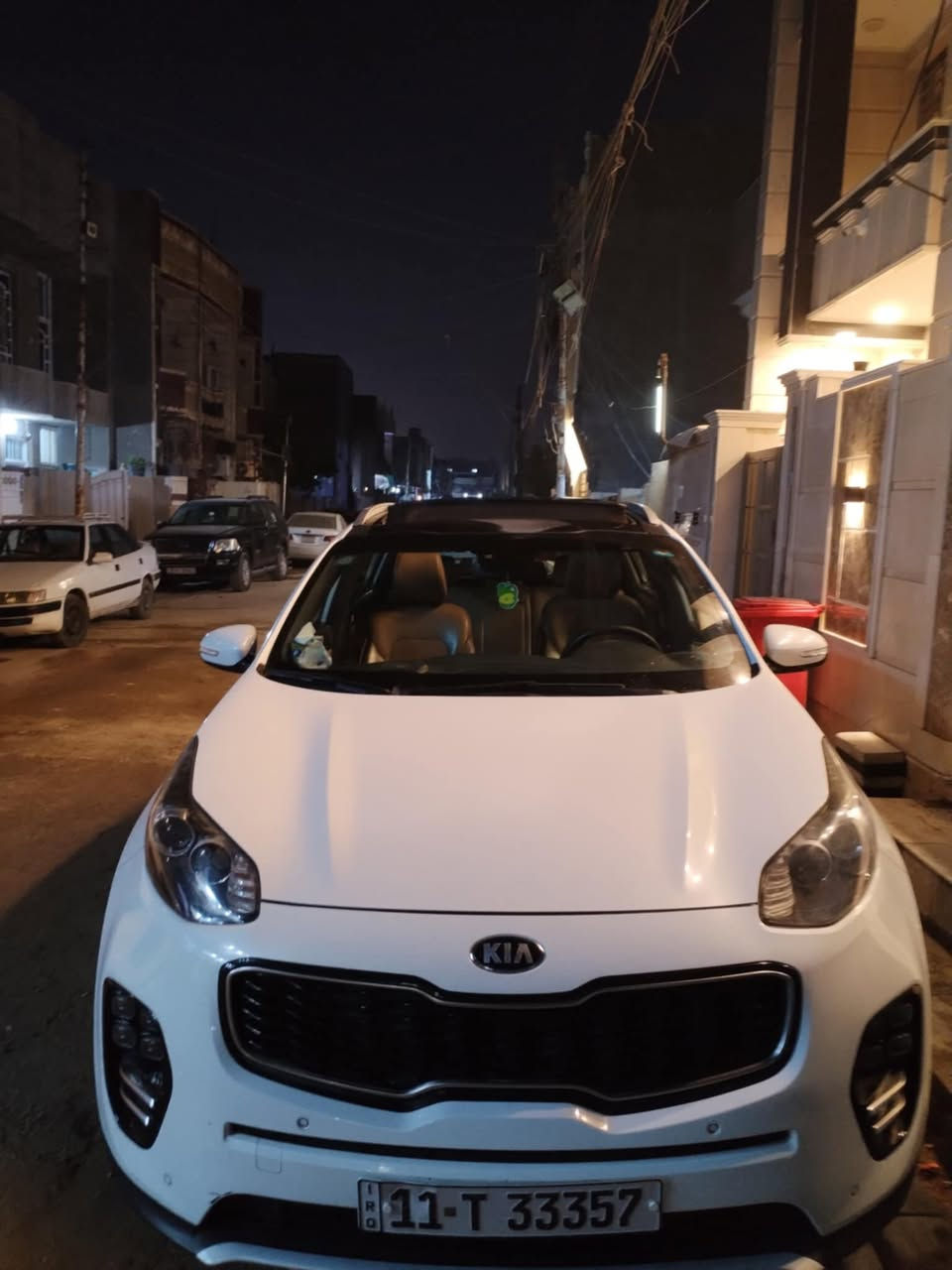 سبورتج للبيع موديل 2017 جيتي لاين محرك دوش ماشيه 84K ضرر خفيف بارد صغير في الباب الي خلف السائق  فقط باقي السياره كفاله السعر 190 🔒.  اي استفسار مراسله واتساب ***********
