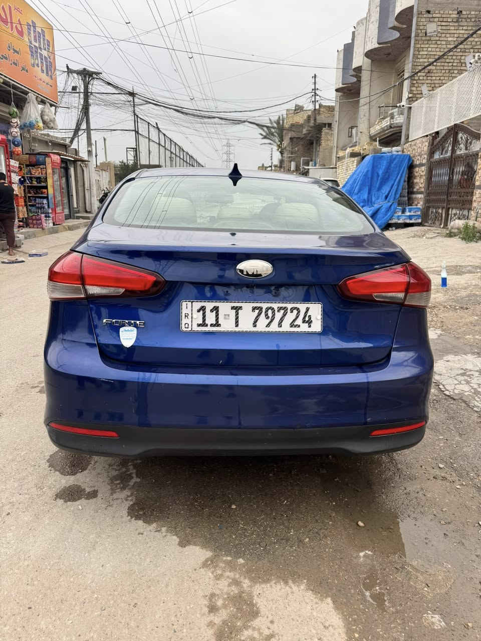 السلام عليكم فورتي 2017 للبيع بكان بغداد رقم انكليزي باسمي تحويل ثاني يوم حادث امريكا قطعتين جاملغ وباب خلفي وبل عراق هم جاملغ وباب خلفي الصفحه ثانيه يعني 4 قطع الصور موضحه مكينه كير مكفولات صدر جديد تخم تاير جديد شاصي مكفول السعر 117 بيه مجال مكلف بل نشر رقم للتصال 
***********
