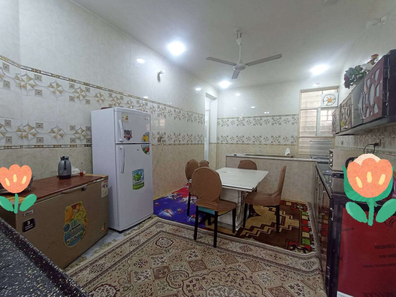 ياالله دار حديث بلتاجيه مساحه 200م طابو صرف 2غرف واستقبال وهول ومدخل ومطبخ حار وبارد ومدخل ودرج معزول وصحيات داخليه وخارجيه ومنور 2 طابوق جمهوري 
***********
