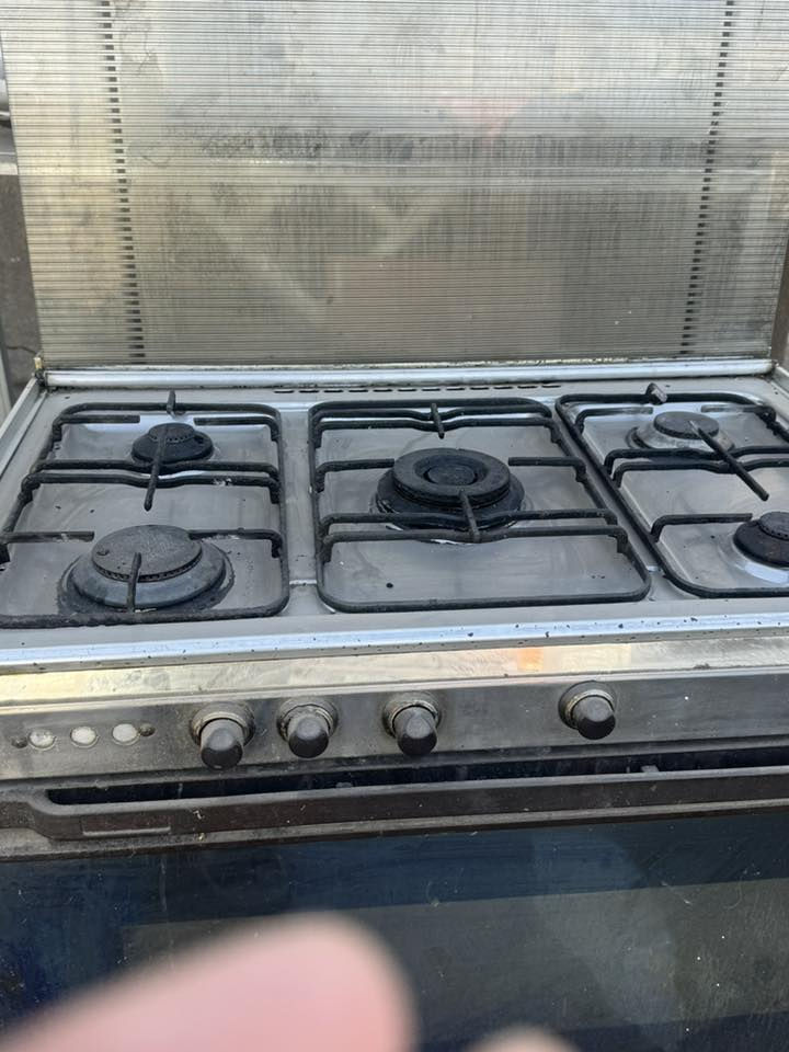 سلام عليكم غراض منزلي للبيع   مكان دوره ابودشير


**إذا كنت صاحب هذا الإعلان وتريد حذفه لأي سبب، رجاءا أرسل رسالة إلى الدعم الفني**