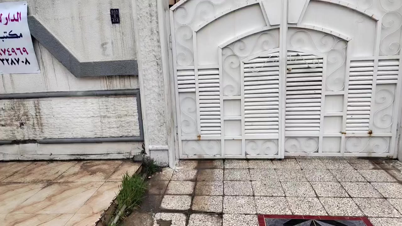 مكتب الصرح الهندسي
بيت تجاري للايجار في حي السكر على سايدين السكر قريب جدا من سانكو مول للاستفسار
الاتصال على المكتب
***********
***********
