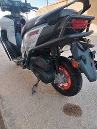 دراجه زت ار ٢٣ نضيفه ماشيه ١٢ الف كلك للبيع السعر 1900 الرقم 078004316...