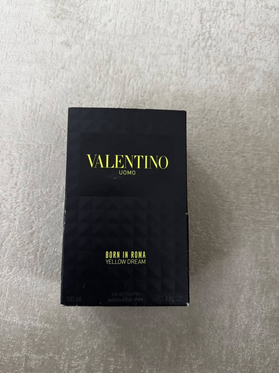 عطر
للبيع عطر فالنتينو  مستعمل مثل ما موضح 

السعر: ٩٠ الف 

العنوان : بغداد الكراده العرصات متواجد من ساعه ٥ العصر الى ساعه ١١ بالليل 

للاستفسار: *********** 

ملاحظه : لا يوجد توصيل ❌
