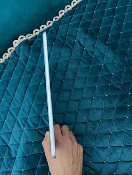 سلام عليكم 
يباد 9 
ذكرته 64 
بطاريه 88 
جهاز فول نضافه 
مكفول من كلشي 
تصال ***********
