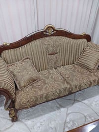 قنفات • للبيع