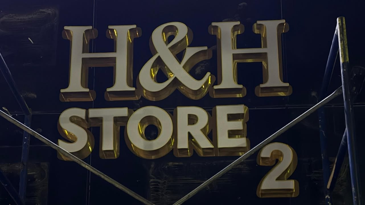 🔸 متوفر إعلان اقتصادي (تايلندي) وإعلان ممتاز (كوري)
🔸 كادر محترف – تنفيذ دقيق – مواد مختارة بعناية
🔸 ضمان طويل الأمد + صيانة سريعة

📸 النماذج منشورة في الصفحة
 للاستفسار مراسلة الصفحة 
او 📞 الاتصال على الرقم ***********

 لأن الجودة لا تُصنع صدفة ✨ Art Line ✨ هنا

الموقع 📍 بغداد – شارع السعدون / ساحة النصر
