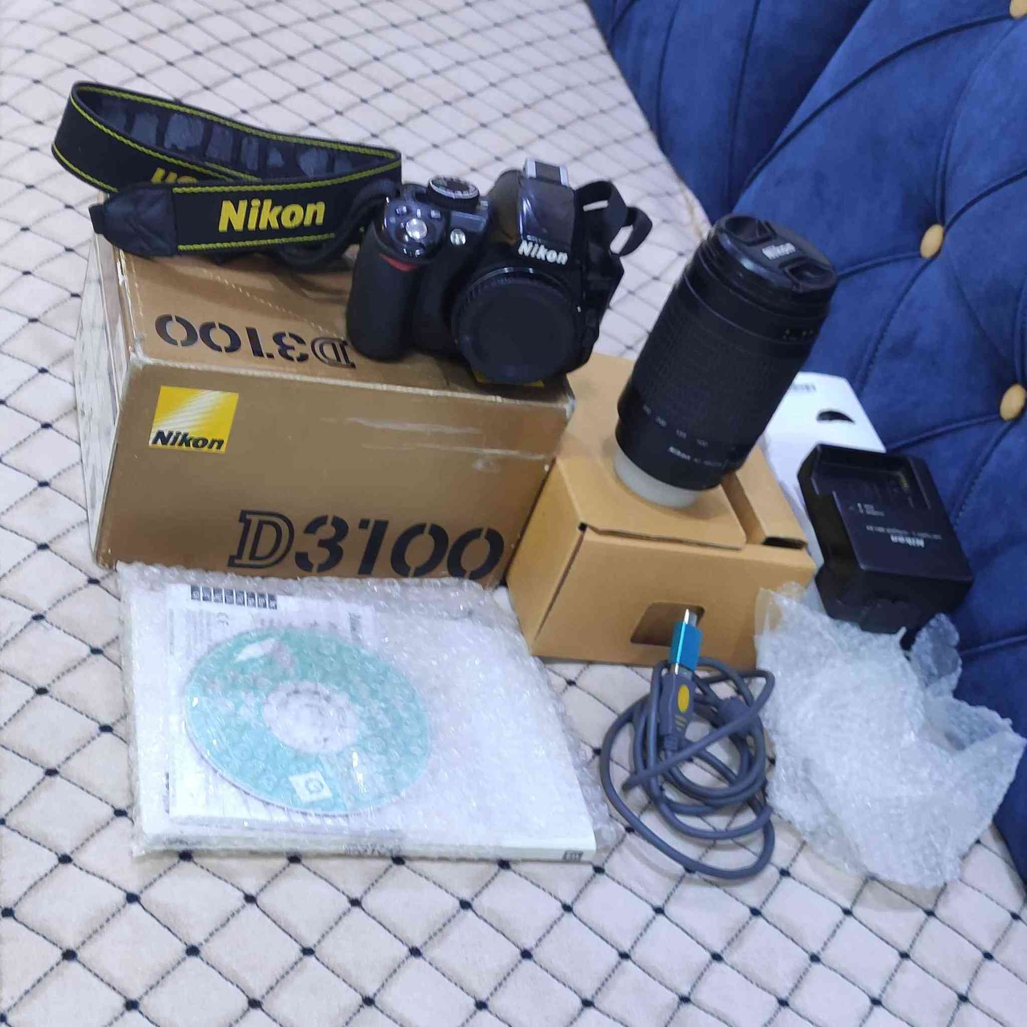 سلام عليكم 
كامره نيكون 3100 كامله للبيع مكاني بصره ***********
زوم 70-300 رام 32 كيبل نقل صور شاحنه بل كارتون للبيع البصرة, العراق
