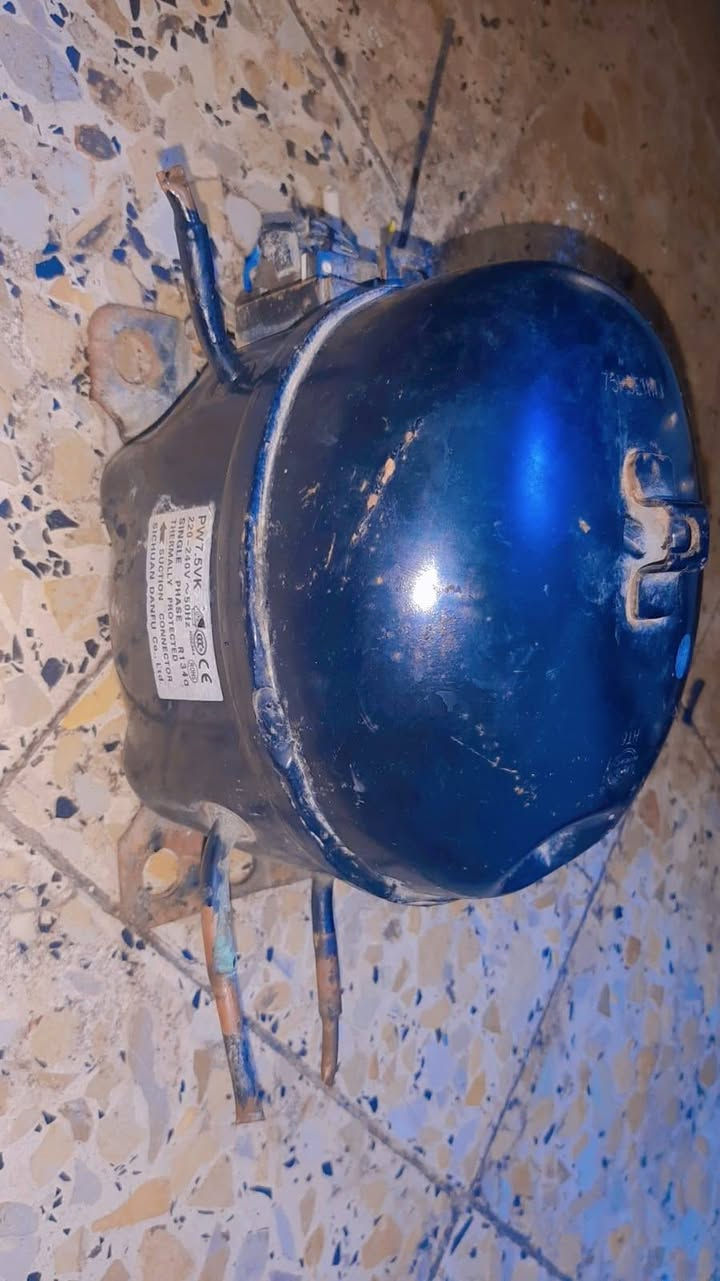 ماطور مجمدة نضيف جدا صار ليك بالمجمدة طلعنا وذبيناهة


**إذا كنت صاحب هذا الإعلان وتريد حذفه لأي سبب، رجاءا أرسل رسالة إلى الدعم الفني**