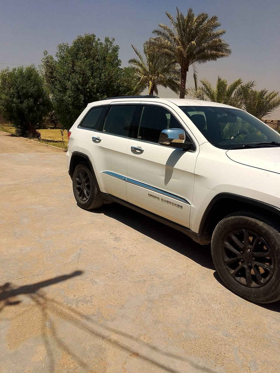 سلام عليك جيب لاريدو امريكي للبيع 2014 بيها بس طخطخات وبيها ضرار بجاملغ اليمنة خلفي وهاي السيارة كدامكم كلها بلدية شوفها والسعر خاص واي ستفسار على هذا الرقم ***********
