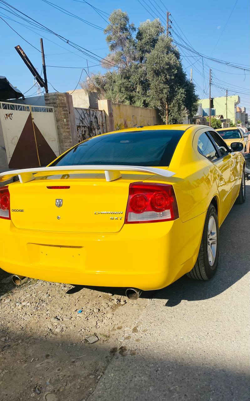 السلام عليكم
سياره جارجر موديل 2010اصل 
سياره غرامات وهيه صفر 
سياره جاهزه ع آخر شي 
تأخذها كبل ع شغل
طخم  صدر أمامي وخلفي شرط 
مكينه وكير شرط سياره بسمي ثاني يوم تحويل 
السعر 115 وبي مجال بسيط وشراي يتصل ع رقم 
***********
