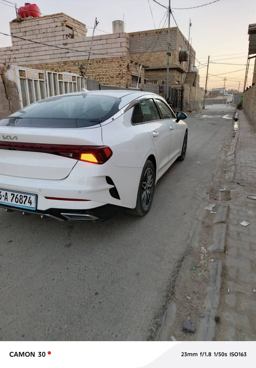 سلام عليكم كي فايف موديل ٢٣رقم قادسيه بسمي حره كير ماوس قياده ذاتيه ٤قيادات مري شفط كشنات تتفئه تبريد وارد كوري مكينه ٢٠٠٠بانزين فقط بيهه جاملغ امامي وبنيد تبديل ماشيه ٣٢السعر(١٦٧) مكان ديوانيه (***********)
