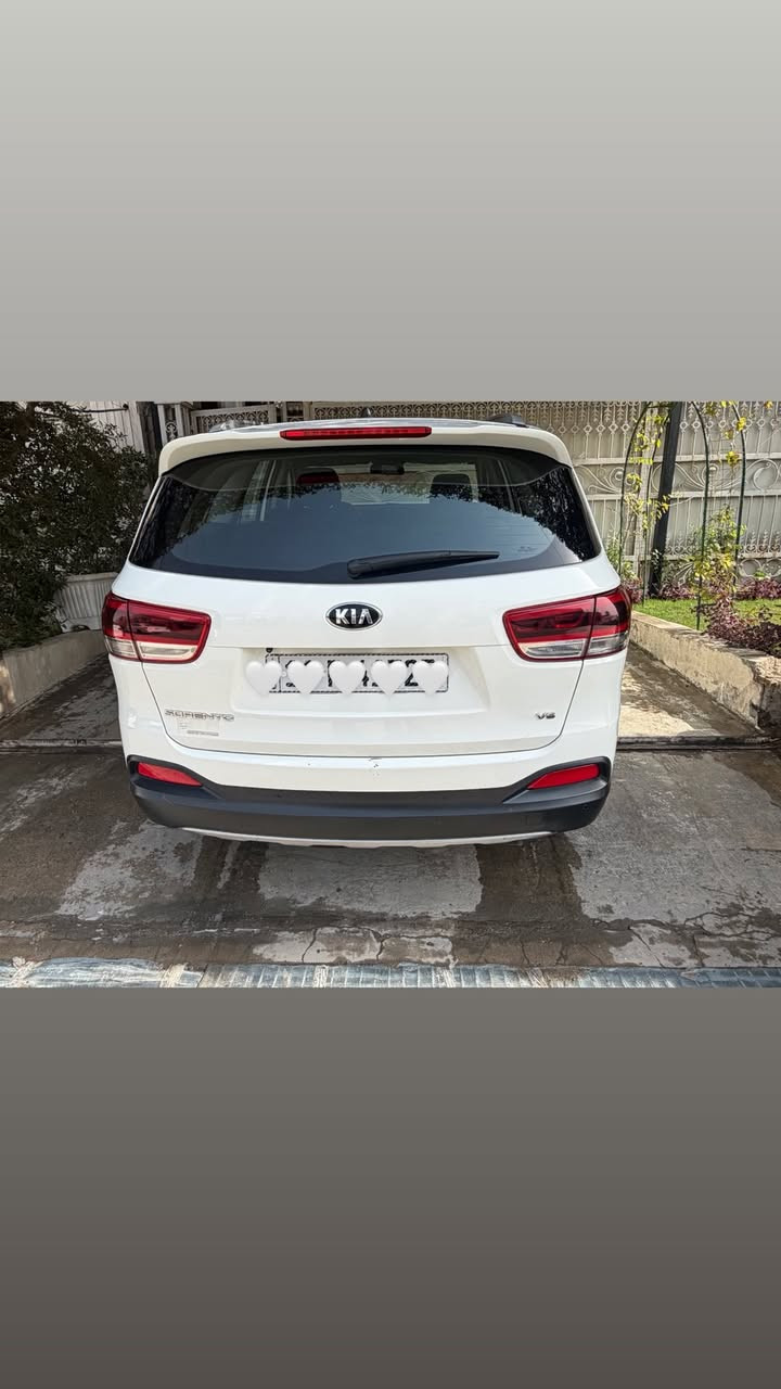 كيا سورنتو ٢٠١٧
فول مواصفات 

بنرامه 

محرك سته سلندر ( سبعه راكب)

وارد خليجي

صندوك كهربائي 

حساس امامي وخلفي
بردات خلفيه 
سبير منازل 

تلاث قطع تبريد 

ماشيه ٦٨ حقيقي 

اشاير مري فول تحكمات  

رقم بغداد دولي باسمي  

داخل جلد مغلف 
مكفول مكينه وكير وحداديه 
بارد قليل كد شبر بالباب

مكان بغداد للاستفسار ***********
