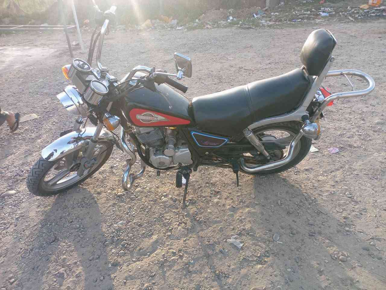 سلام عليكم دايلم ابتر للبيع السعر ٩٥٠ رقم الهاتف ***********
