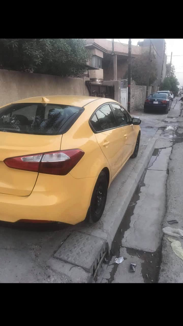 فورتي 2015 بدون حادث عنوان بغداد الدورة *********** 

السعر 100 وبيها مجال
