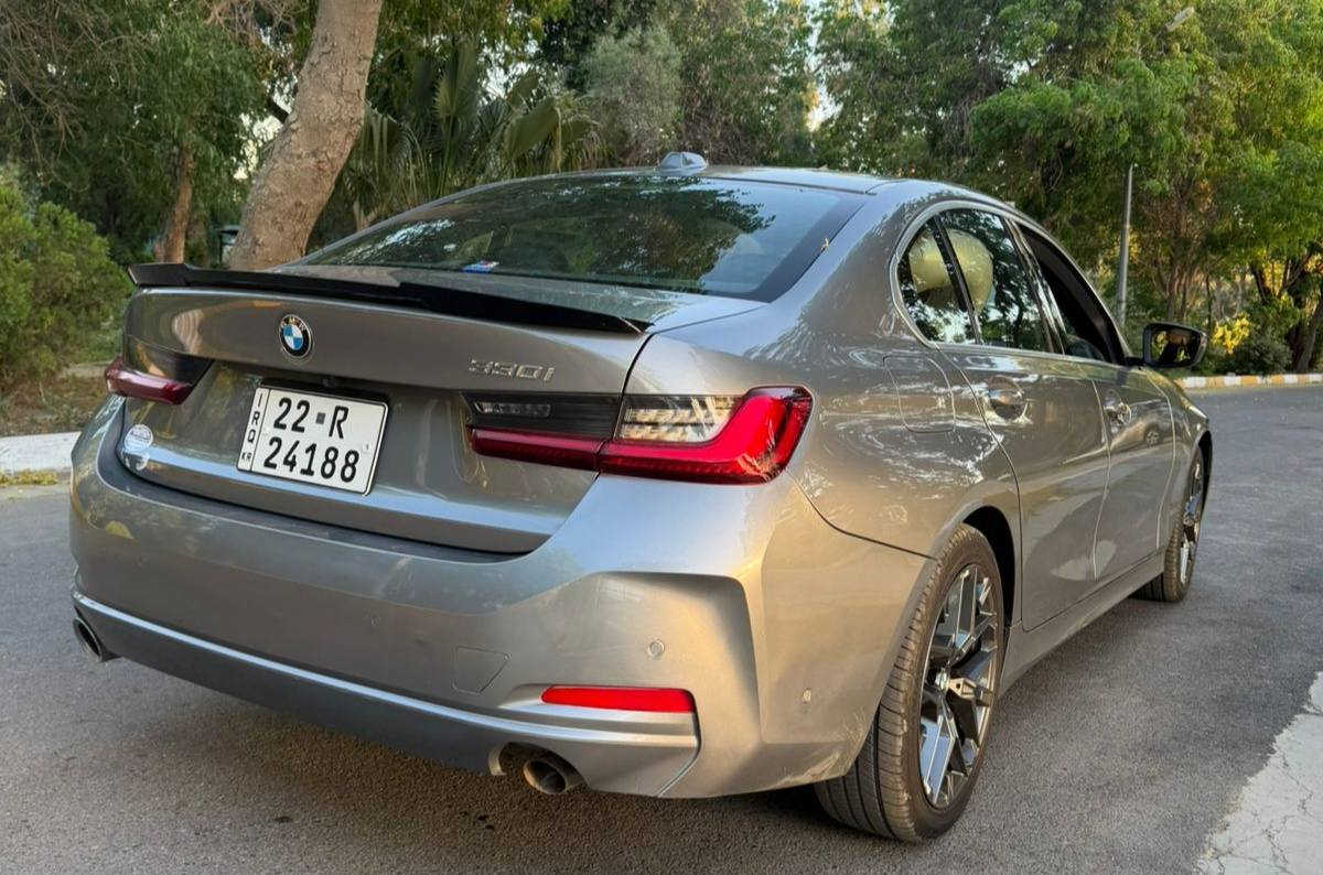 للبيع BMW 330i موديل 2025
 وارد امريكي قطعتين صبغ فقط
اللون سلفر
ماشيه 25 الف السياره جديده كلش كامله من كلشي
صفر مسج الضرر قطعتين صبغ باب السايق و خلف السايق و الجاملغ الخلفي بي بارد
ايرباكات سليمه كلها فقط مال البرده طاك جهة السايق
فول مواصفات ميحتاج اكتبهن معروفه مواصفات ال330i
سعرها بسعر موديل ال23 و 24

صور الحادث و رقم التليفون موجود داخل المنشور شراي خابرني وتشلع عيوني
***********
