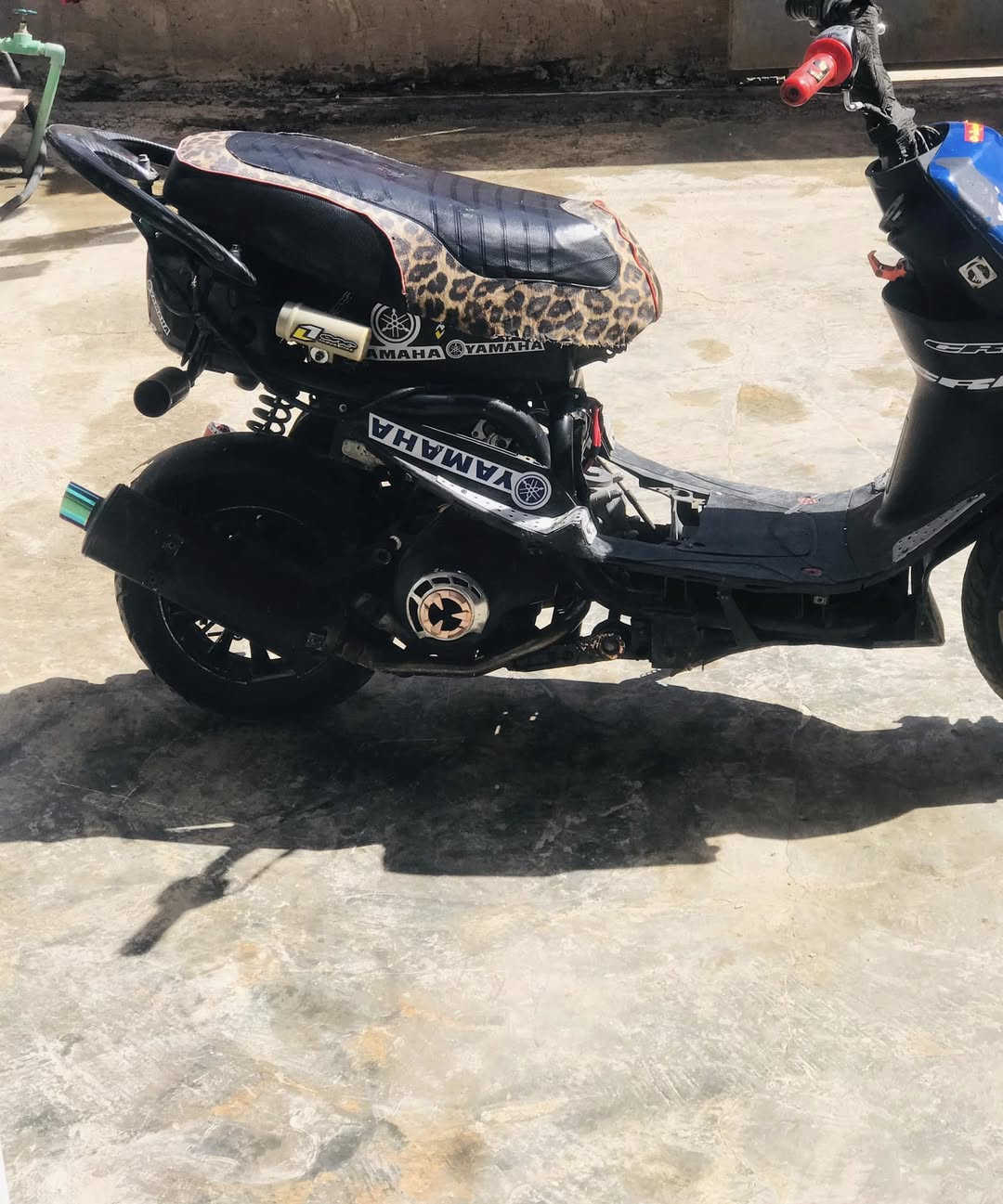 للبيع ماكس عدله 55 Athleticرياضي شلعه ومعدل شك الكاع نقصها بس غسل🧖🏻‍♀️وبلحقيقه احلا سعر450/📞***********
