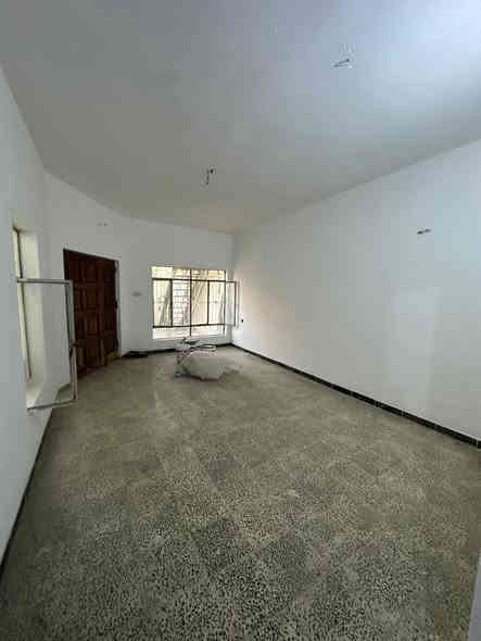 للأيجار بيت مساحه 150 متر في #السيديه ✅
يحتوي على مدخلين وكراج وحديقه غرفه نوم وصاله ومطبخ وخدمات بيتونه +سطح🔶

الأيجار 700 الف قفل 🔒 الدفع كل 3 اشهر سويتآ 🔶

الموقع السيديه الضباط 🔷

______________________________________

للأستفسار اكثر تفضلو بزياره مكتب الطائي للعقار 💎

السيديه شارع المركز عماره شركه السراب للمطابخ ✔️

او الأستفسار ع الارقام ادناه 📞↘️↘️ (متوفر واتساب )📌🔛
***********
