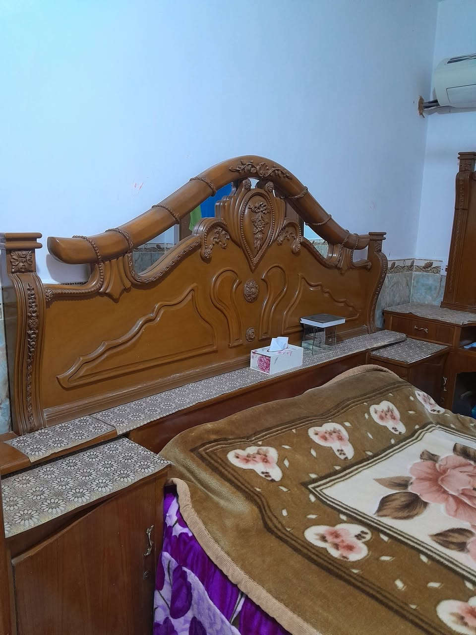 غرفه تسكام نضيفه للبيع في النجف ***********
