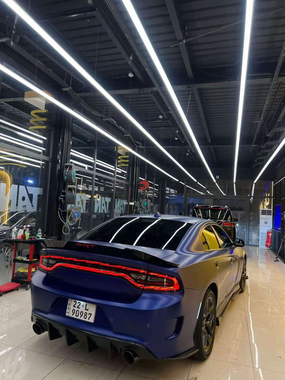 دوج جارجر RT سوبر تراك باك
موديل 2022 لون جويتي رقم اربيل
بأسمي 
الموأصفأت
دخول ذكي
مقاعد كنتارا
مقاعد ميموري
مقاعد تدفئة تبريد 
استيرن كهرباء
نقاط عمياء 
مري قلاب على R
حساس خلفي
شفتات استيرن 
شأشة كبير
نظام صوتي هارمن 
من الاخير فول عدا فتحة ورادار 
حادث سيارة بنيد فقط قطعه وحدة
الباقي مكفول كفاله عامة من كير ومحرك 
ممشه سيارة 40الف 
سيارة جاهزة من الاخير بلكات جديد عبوة جديد 
سيارة مغلفه PPF طافي ظمان 5 سنوات 
ويل روهانة شكل جديد 
تخم تاير اصلي جديد
سيارة استعمال شخصي 
عنوان بغداد البلديات 
سعر 260 وبيهة مجال 
***********
***********
