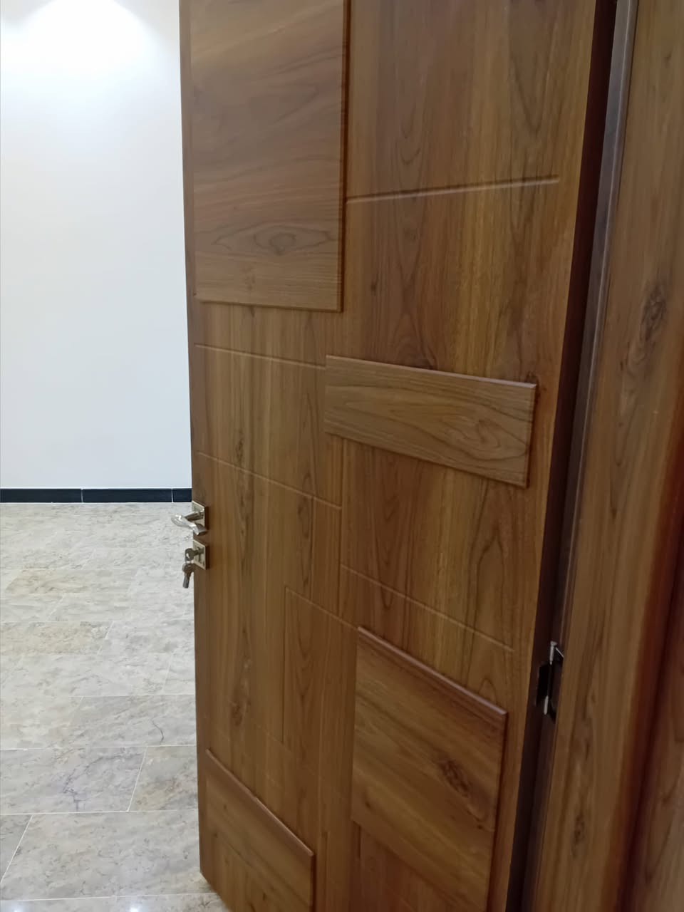 اهلا وسهلا متابعينا الكرام 😍
شركه تنظيف  
الحمد الله تم نجاز موقع في منطقه دوره حي دجله مساحته 160.م
كادر مختص بل تنظيف مواد فعاله ودرجه اولا 
حك ارضيه وتلميعها بمواد فعاله ودرجه اولا 
تلميع زجاد 
تلميع البواب 
شطف سيراميك مع تلميعه 
تصفيه جام والرضيه ولبيبان وسيراميك 
اسعارنه مناسبه الحجز والستفسار التصال او مراسله علا واتساب الهاتف.        

                     ***********           شرفتمونا
