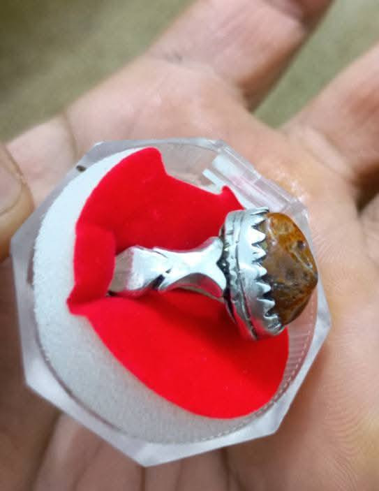 سليماني حجره كامله فوول
صياغة عراقية يدوية فضة 
تفاصيل خاص


**إذا كنت صاحب هذا الإعلان وتريد حذفه لأي سبب، رجاءا أرسل رسالة إلى الدعم الفني**