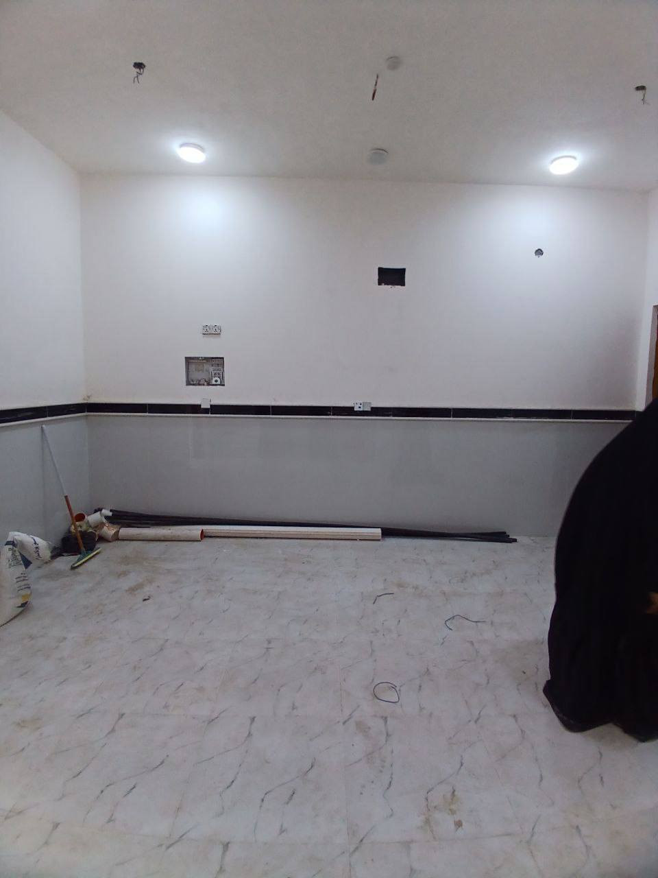 ا
السلام عليكم بيت بحي الزهور بشارع ابو مهدي المهندس مساحه البيت 125 متر يتكون من طابقين الطابق الاول يتكون من براني وصاله ومطبخ وغرفه ومجمع صحي 
الطابق الثاني يتكون من صاله وغرفه ومجمع صحي لمعرفه السعر الاتصال على هذا الرقم 
*********** ابو محمد
