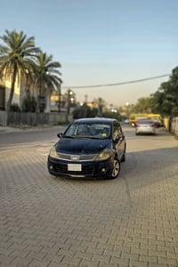 للبيع نيسان فيرسا 2008  حادثها جاملغ عكس السايق كير بي طبة وتاخير الصب...