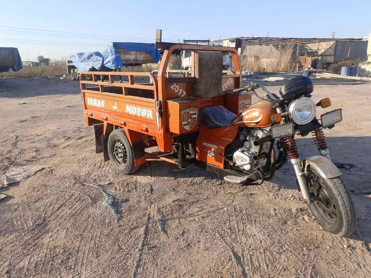 السلام عليكم ستوته للبيع الفرس موديل 17 السعر 1,800 وبيها مجال ر***********
