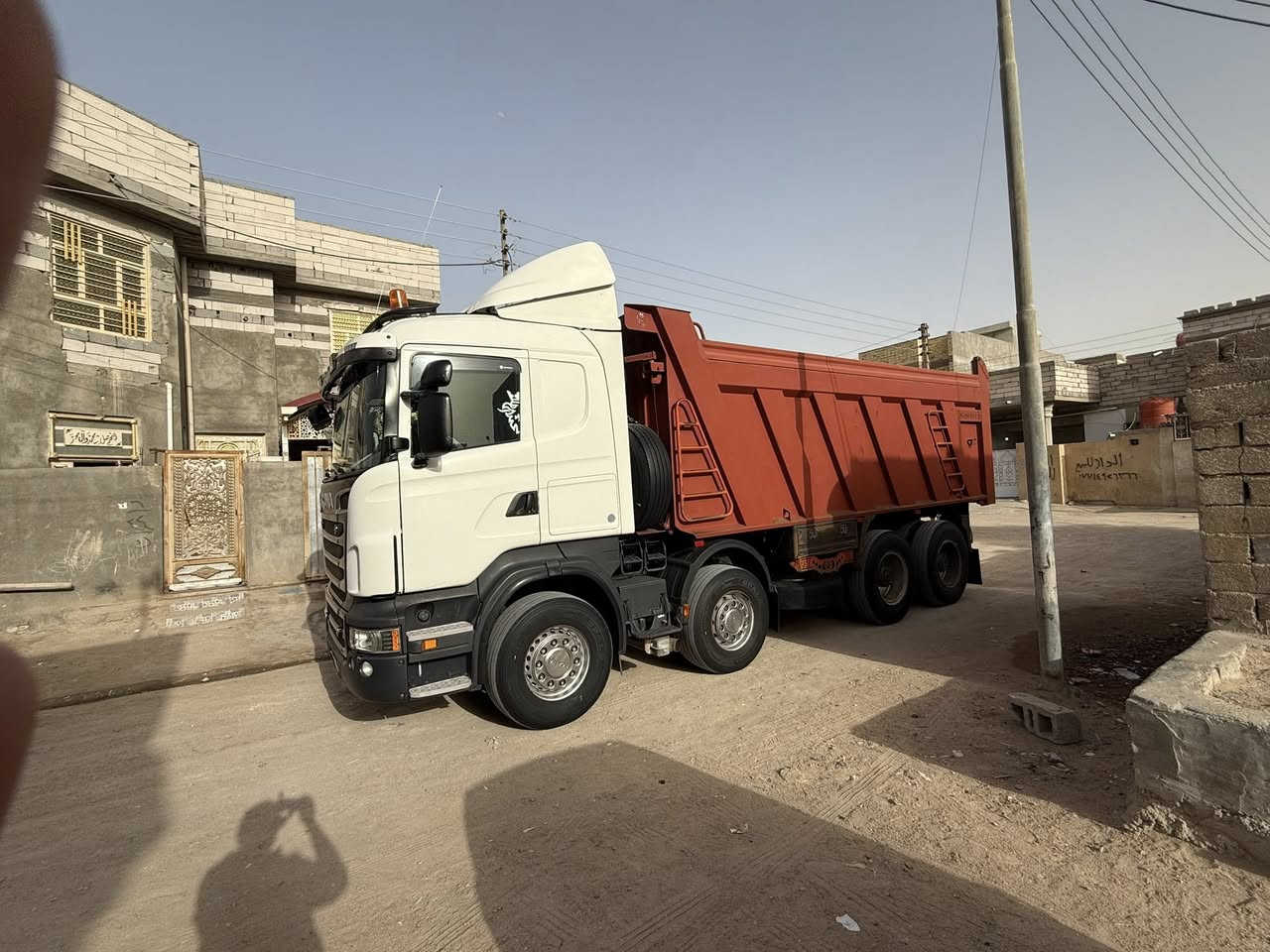 سلام عليكم سكانيا 2009 عكرب ومجموعه بلاد كبر 1000 و رقم سياره جاهزه مامتواجد ع نت رقم هاتف ***********
