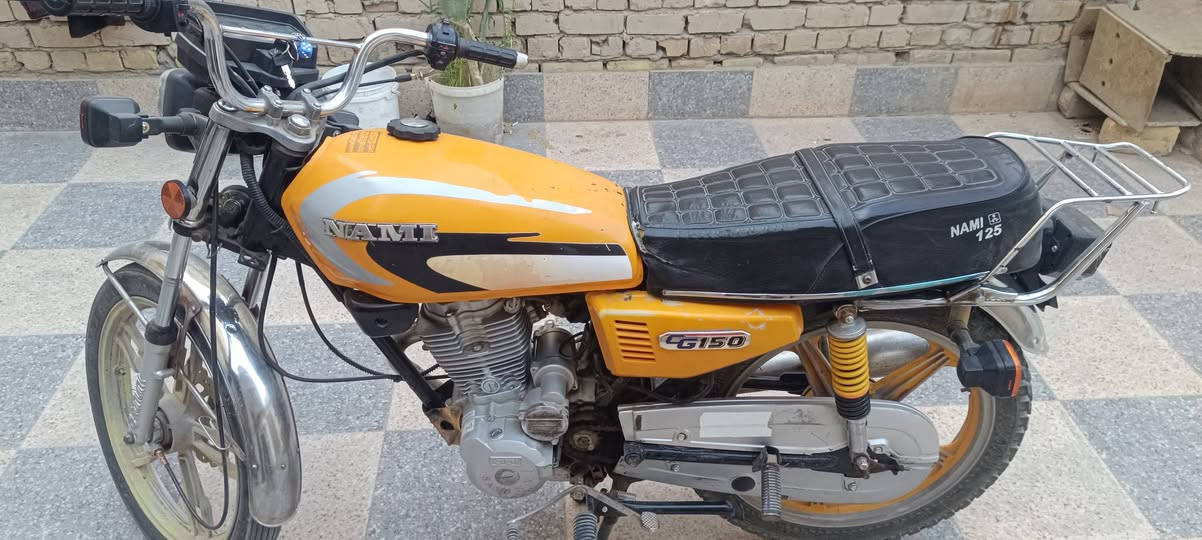 السلام عليكم دراجه للبيع سافان مديل ٢١.كهربائيات شغاله كلها  دراجه كلك كلك سعر ٤٥٠ مكاني شطره


**إذا كنت صاحب هذا الإعلان وتريد حذفه لأي سبب، رجاءا أرسل رسالة إلى الدعم الفني**