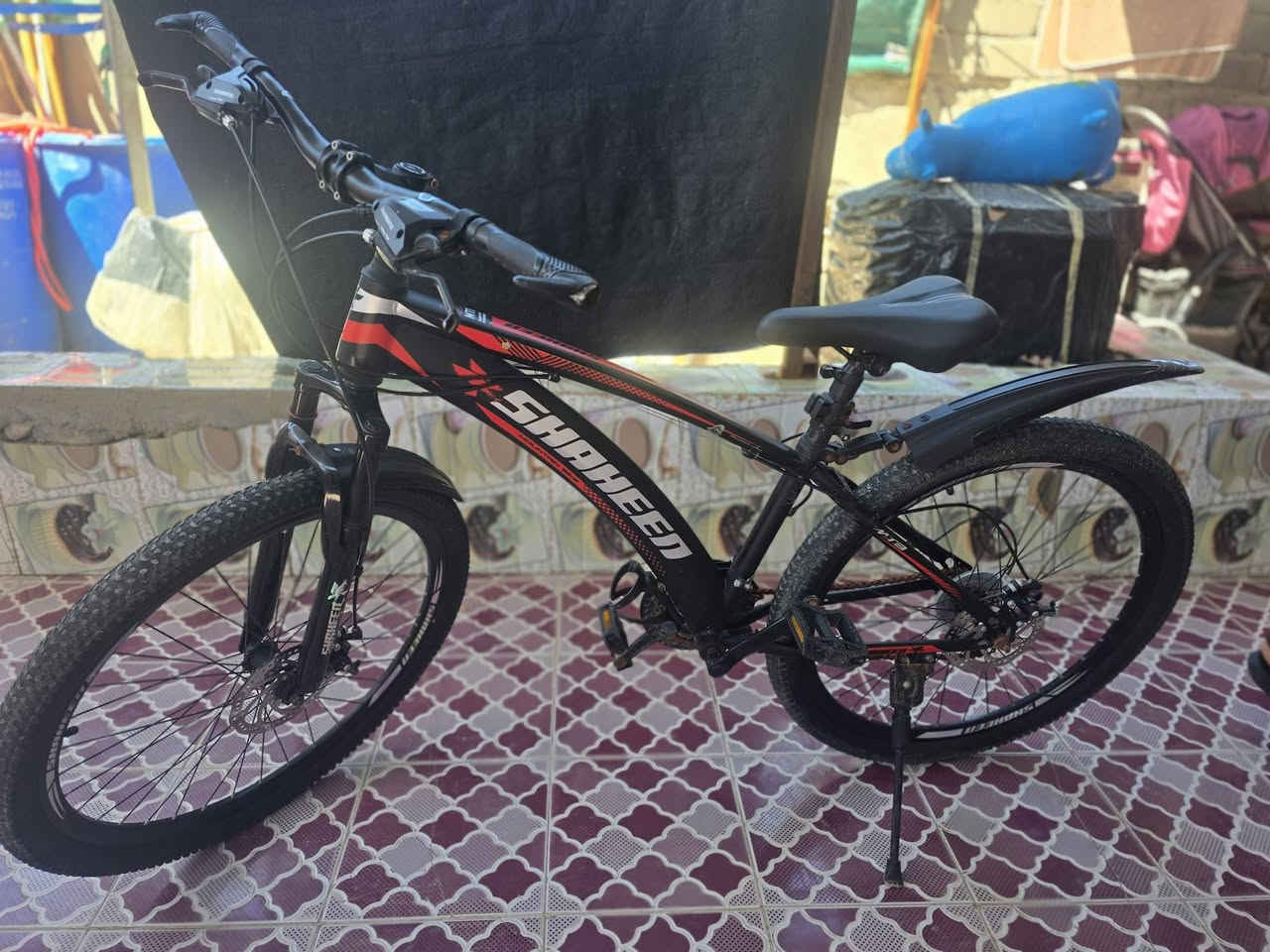 بايسكل للبيع قفلة ٧٥ جديد كامل من كلشي ماعدا شغلة بسيطة تكلف تصليح ٣ الاف استفسار اتصل***********
