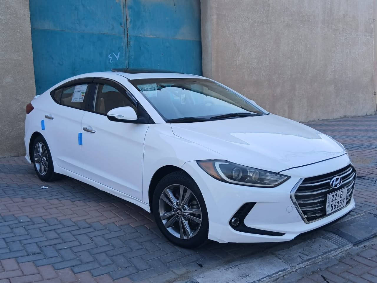 سلام عليكم سيارة نوع النتره مديل 2018 خلجيه مكفوله كير مكينه حداد تخم تاير كله كفاله لسياره جاهزه من كلشي مول موصفات واحد عله السياره بيه باب وجملغ  كلير بدون دواخل السعر 133 بيه مجال***********
