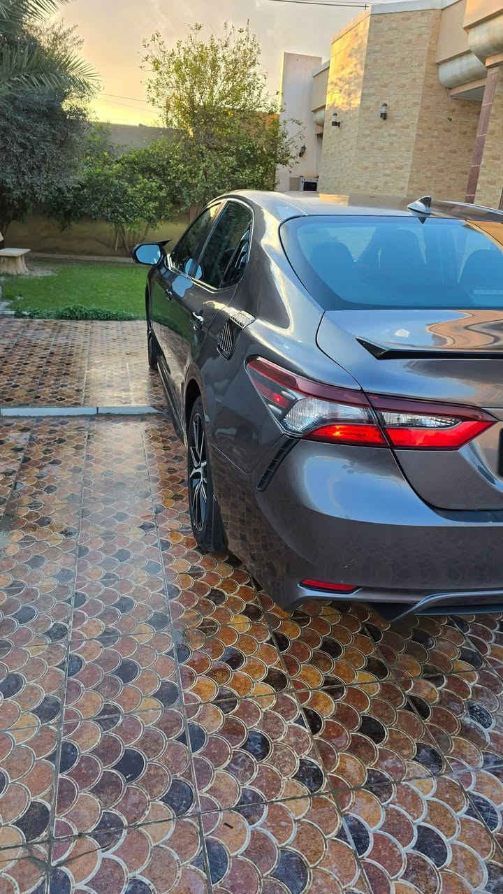 السلام عليكم
 للبيع كامري 2022 seبلص بلاك توب ماشيه 21 الف ميل رقم اربيل بسمي سياره جديده ومال جناي فول مواصفات عدا التنته لدات بلدعاميه بصمه تشغيل بصمه ابواب  تشغيل عن بعد رادارات نقطة عمياء ضررها جاملق خلفي  جيهت السايق صبغ وحافه الباب وبارد على كد اصبعين بلباب الامامي صوره الضرر بالمنشور السعر 225 وبيها مجال شي قليل للإستفسار الاتصال
***********
***********
