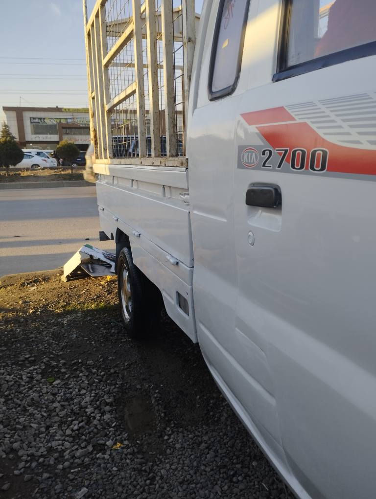 هایڤی ـ2007 گێڕو مەکینەو ئەکسلی بەشەرتە شانسی بەشەرتە تایەی لۆکە  مەنەفێستە تازە تندو تۆڵ کراوەتەوە هەموو گیانی بەشەرتە کارەبای گێچی بەنزین گێچی حەماوە گێچی ڕۆشتن هەمووی بەشەرتە گەرمی دەرەجەیەک  قوفڵ مەرکەزی  سعری 22 کەمێک معامەلە شوێن چواقوڕنە 
ڤایبەر واتس اپ
***********
*********** السليمانية, العراق
