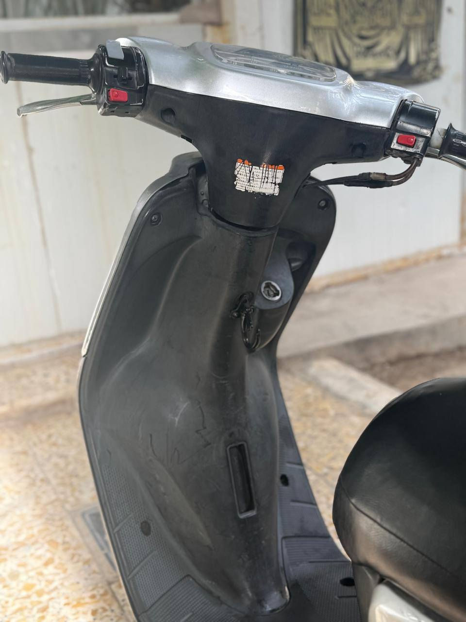 سلام عليكم 
دراجه منغولي 60 نثيه
لايت
بكلايت
ابريكات
اشاير
كهربائيات
سلف
هندر واحد
مكان الناصريه مركز
*********** واتساب
السعر خاص
