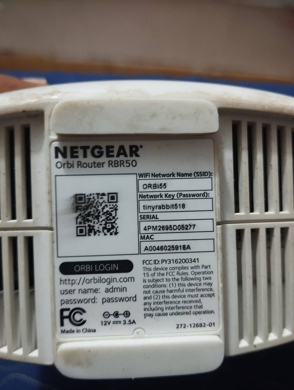 راوتر NETGEAR Orbi RBR50 للبيع
🔹 راوتر قوي ومميز من شركة Netgear – مناسب للمنازل والشبكات المتقدمة
🔹 يدعم نظام Mesh لتغطية واسعة وثابتة بدون تقطيع
💻 المواصفات التقنية:
⚙️ المعالج: Qualcomm IPQ4019 رباعي النواة بسرعة 717MHz
🧠 الرام: 512MB DDR3
💾 الفلاش: 4GB eMMC
📶 يدعم WiFi AC3000 (ثلاثي النطاق)
🔌 منافذ LAN + WAN جيجابت
🚀 المميزات:
إمكانية تركيب نظام OpenWrt والاستفادة من تحكم كامل وخصائص احترافية
أداء ممتاز للبث والألعاب والتحميل
تغطية ممتازة
📦 الحالة:
مستخدم بحالة جيدة ويعمل بكفاءة
السعر 40 الف مع التوصيل


**إذا كنت صاحب هذا الإعلان وتريد حذفه لأي سبب، رجاءا أرسل رسالة إلى الدعم الفني**